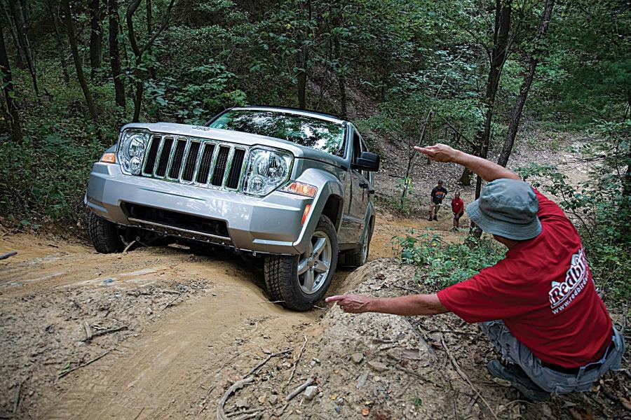  Jeep Liberty 2008 года  (фото 48 из 98)